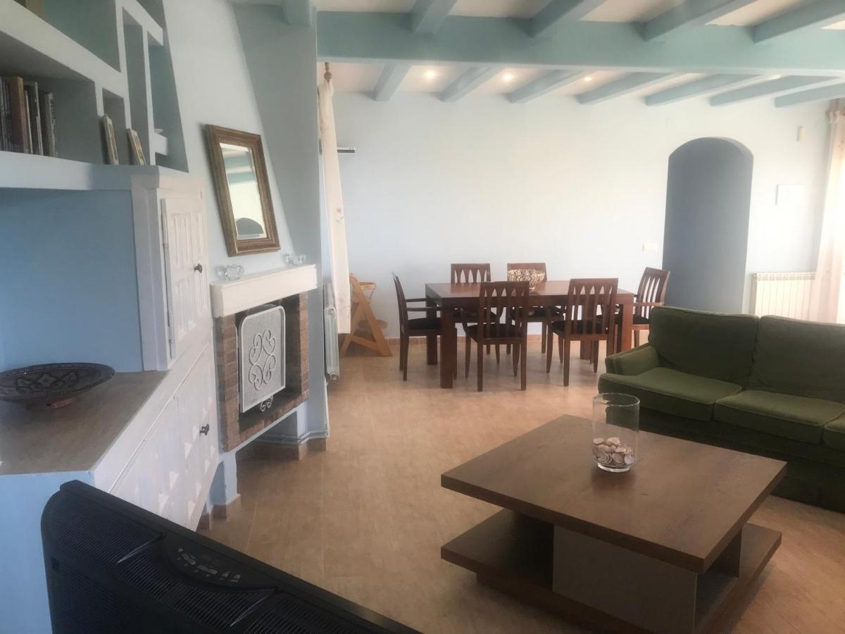 Amazing In Front Of The Sea Apartment كوماروغا المظهر الخارجي الصورة