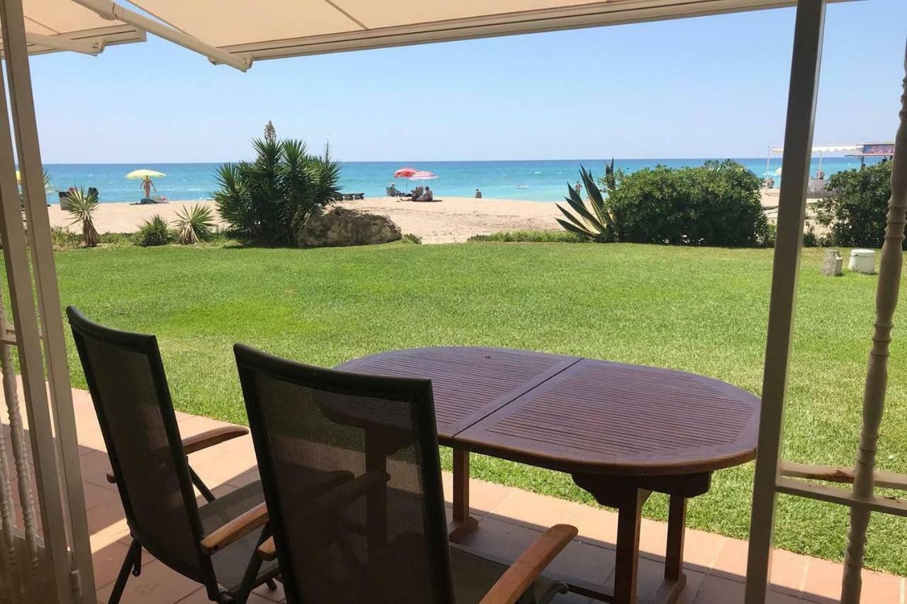 Amazing In Front Of The Sea Apartment كوماروغا المظهر الخارجي الصورة